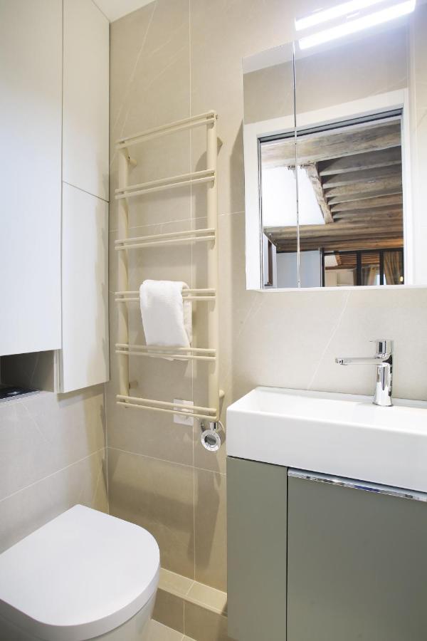 Apartment Le Marais By Studio Prestige Párizs Kültér fotó