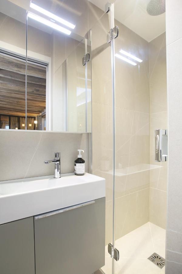 Apartment Le Marais By Studio Prestige Párizs Kültér fotó